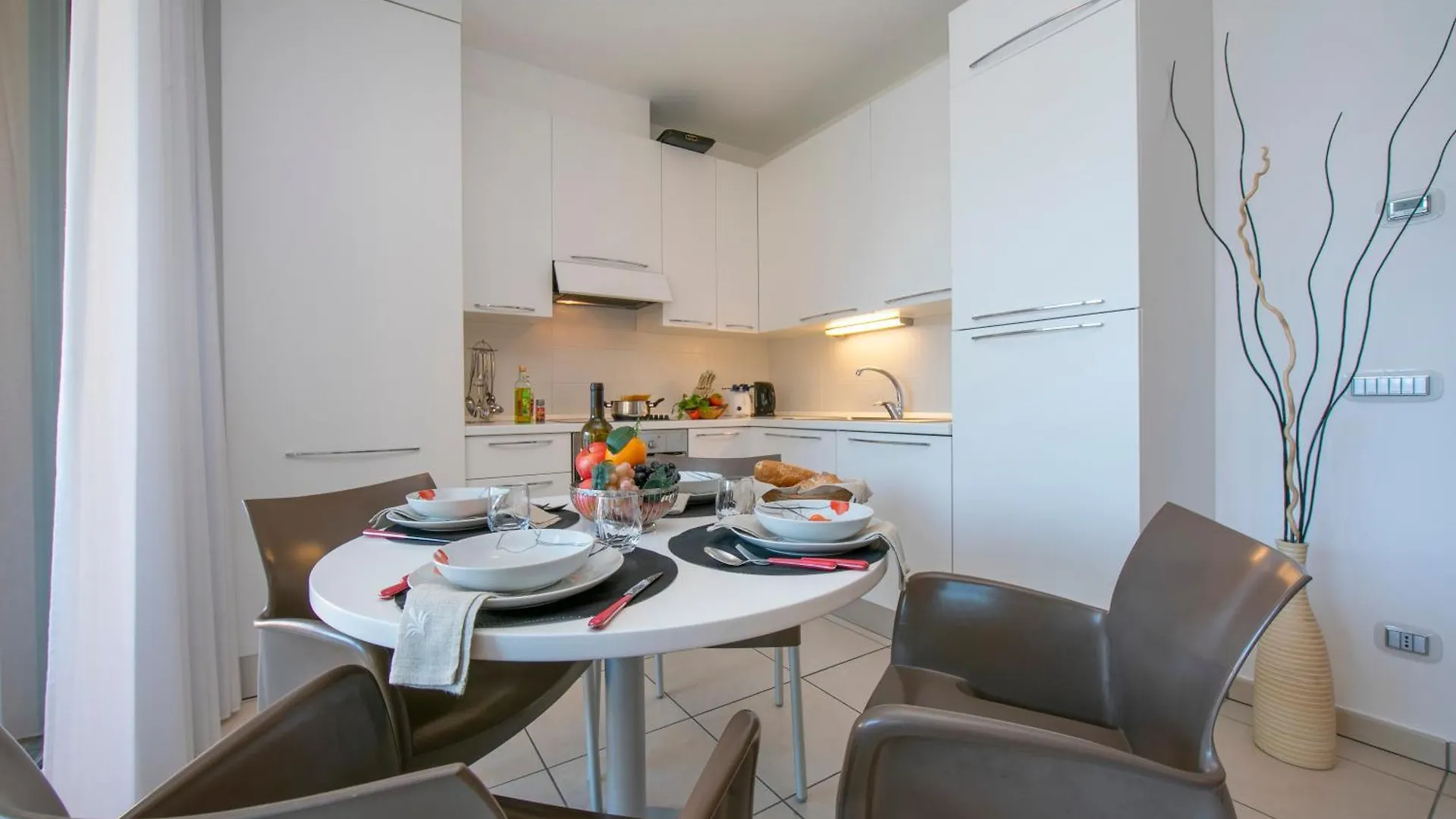 Apartment Vista Di Maccagno Fantastico Pool - Happy Rentals Italy